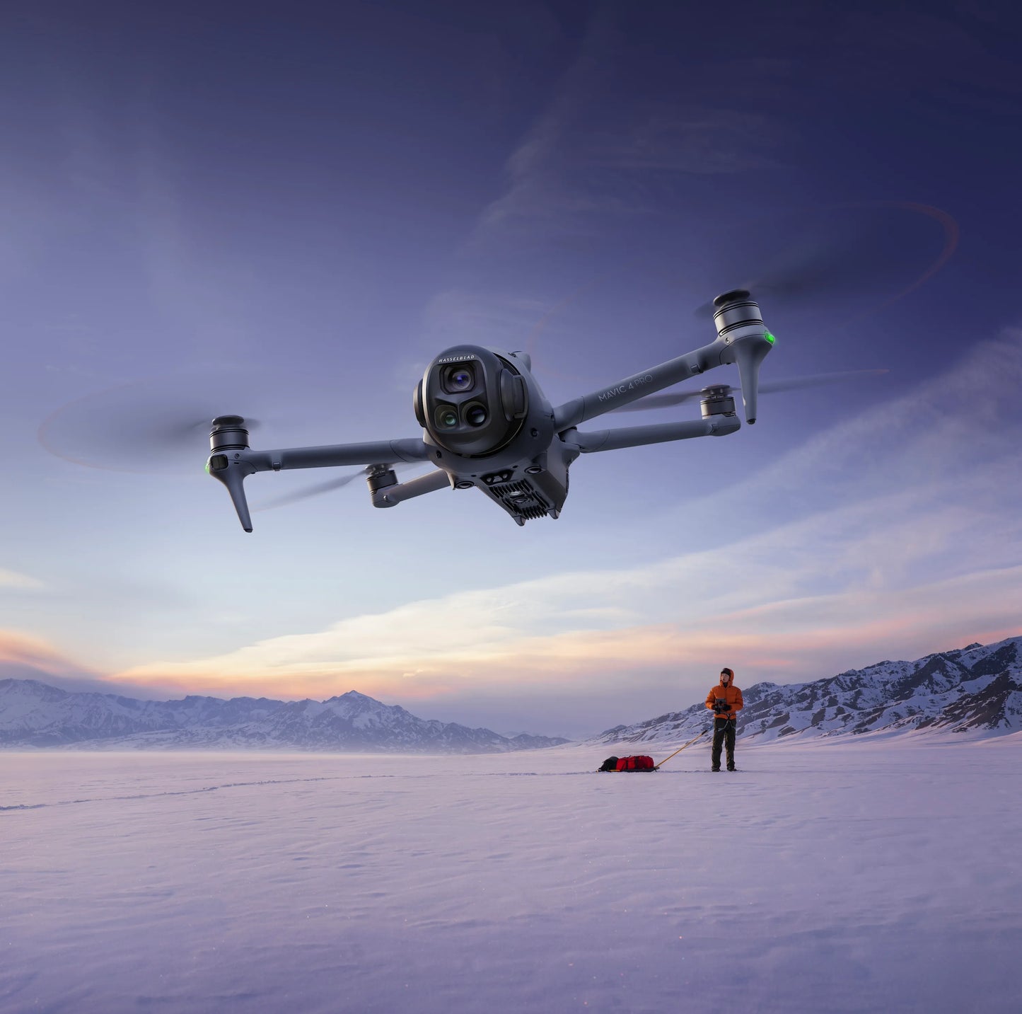 DJI MAVIC 4 PRO Fly More COMBO (DJI RC 2) con 3 Baterías