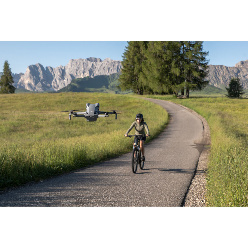 DJI Mini 5 Pro Drone Fly More Combo Plus con RC 2 (3 Baterías)