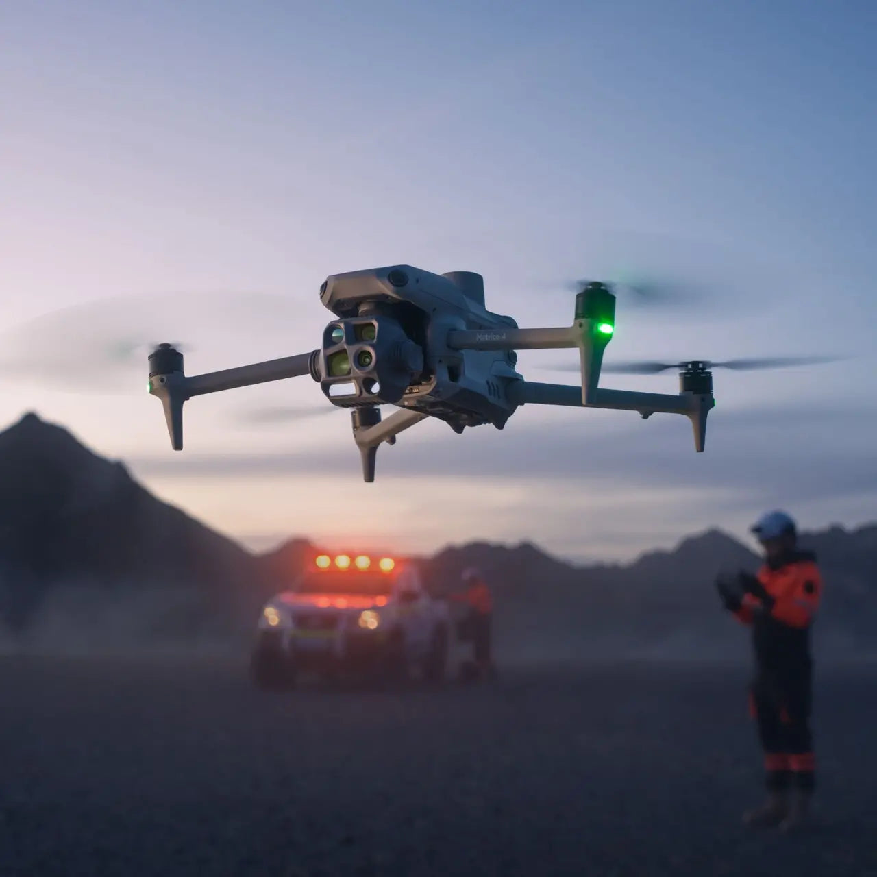 DJI Matrice 4T Worry-Free Combo - El Estándar en Inspección y Seguridad